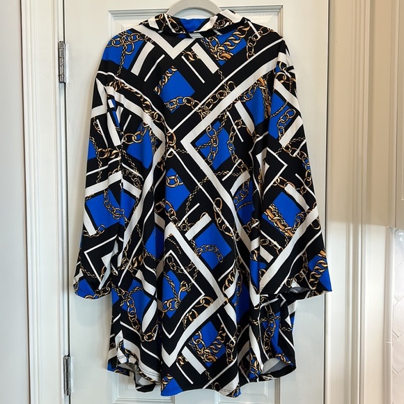 Ups & Downs Plus NWT Royal Blue Tunic Chain Print Blouse Jersey Fabric sz.3X NWT - Picture 8 of 8